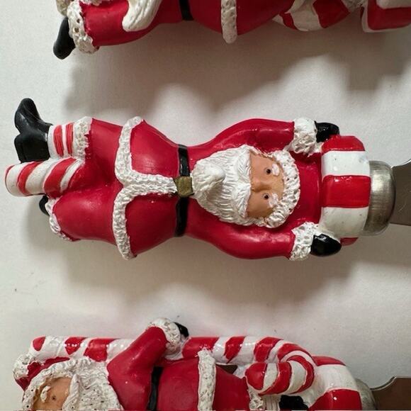Boston Warehouse Peppermint Parade Santa Cheese Spreader set/4 Christmas Holiday - Picture 9 of 16